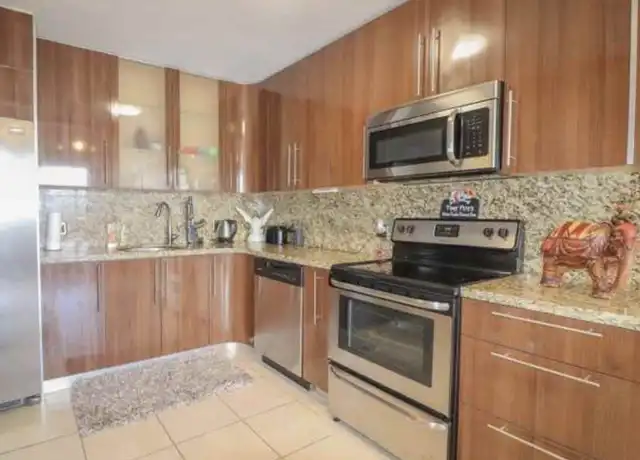 Property at 2025 NE 164th St Unit d, North Miami Beach, FL, 33162, 2 beds, 1.5 baths, [object Object]