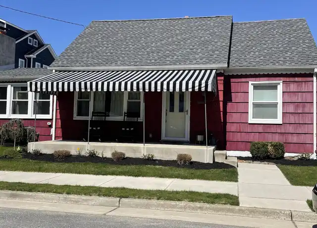 Property at 200 N Quincy Ave, Margate City, NJ, 08402, 3 beds, 2 baths, [object Object]