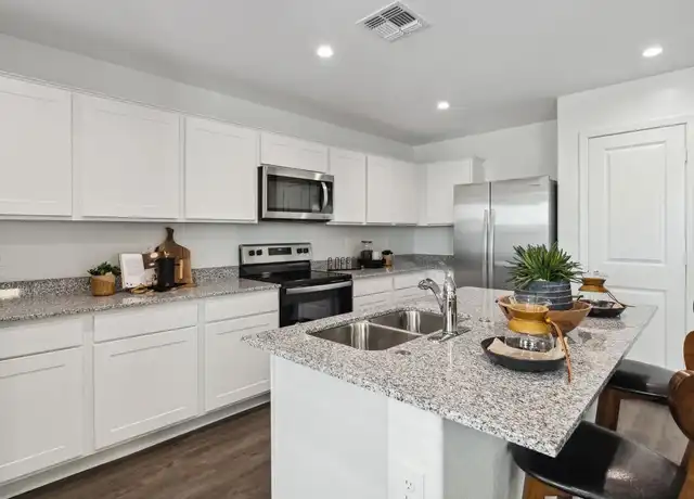 Property at 1533 E Farrier Dr, Casa Grande, AZ, 85122, 4 beds, 2 baths, [object Object]