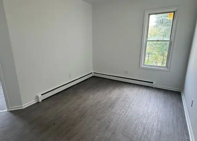 Property at 26 Mulberry St Unit 2, Yonkers, NY, 10701, 3 beds, 1 bath, [object Object]