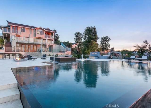 Photo of 19631 Crestknoll Dr, Yorba Linda, CA 92886