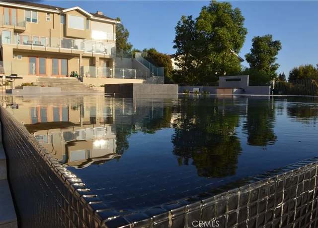 Photo of 19631 Crestknoll Dr, Yorba Linda, CA 92886