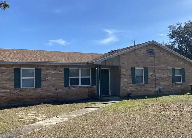 Property at 6300 Schwab Dr, Pensacola, FL, 32504, 2 beds, 1 bath, [object Object]