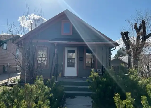 Property at 512 S Jackson St, Casper, WY, 82601, 4 beds, 2 baths, [object Object]