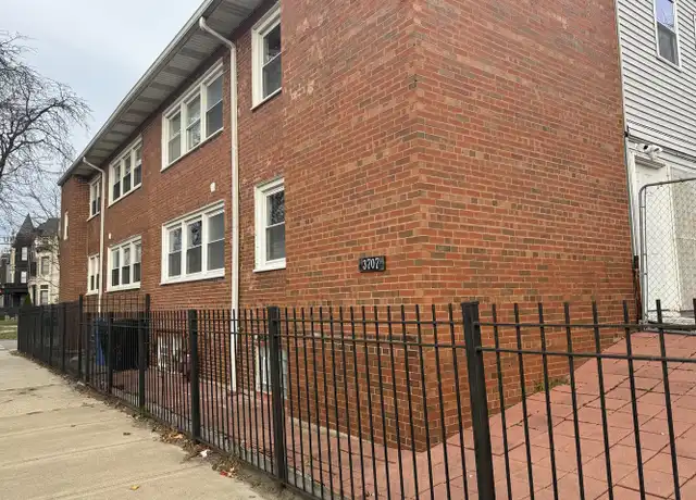 Property at 3707 S Michigan Ave #2, Chicago, IL, 60653, 2 beds, 1 bath, [object Object]