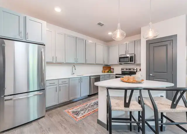 Property at The Reserve at Venice - 2300 Laurel Rd E, Nokomis, FL, 34275, 1 bed, 1 bath, [object Object]