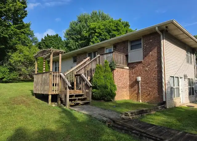 Property at 111 Ellis Ln, Goodlettsville, TN, 37072, 3 beds, 2 baths, [object Object]