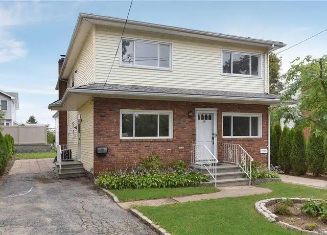 Property at 12 Marwood Rd N, Port Washington, NY, 11050, 3 beds, 1 bath, [object Object]