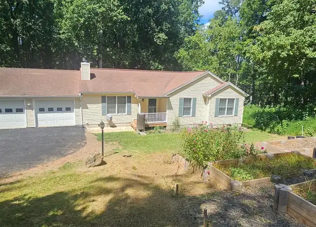 Property at 144 Greenfield Rd, Front Royal, VA, 22630, 3 beds, 2 baths, [object Object]