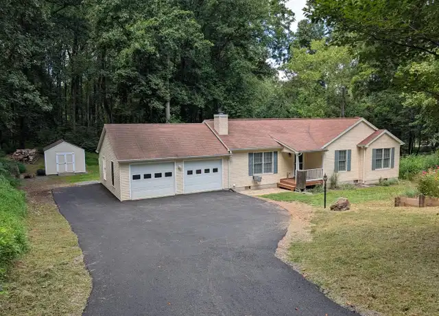 Property at 144 Greenfield Rd, Front Royal, VA, 22630, 3 beds, 2 baths, [object Object]