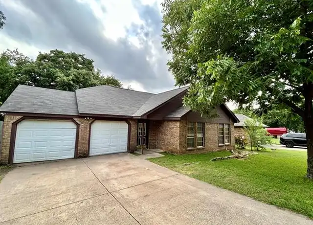 Property at 5418 Lansingford Trl, Arlington, TX, 76017, 3 beds, 2 baths, [object Object]