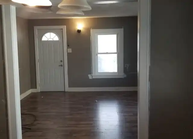 Property at 1528 N Oakland Ave, Decatur, IL, 62526, 2 beds, 1 bath, [object Object]
