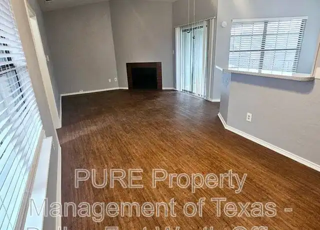 Property at 806 Castleglen Dr, Garland, TX, 75043, 1 bed, 1 bath, [object Object]