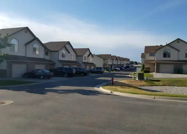 Property at 960 S 550 E Unit C16, Clearfield, UT, 84015, 3 beds, 1.5 baths, [object Object]