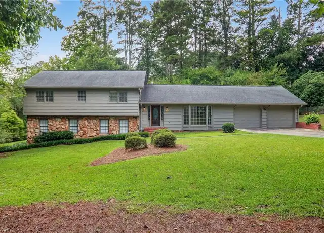 Property at 447 Cove Dr NE, Marietta, GA, 30067, 4 beds, 2.5 baths, [object Object]