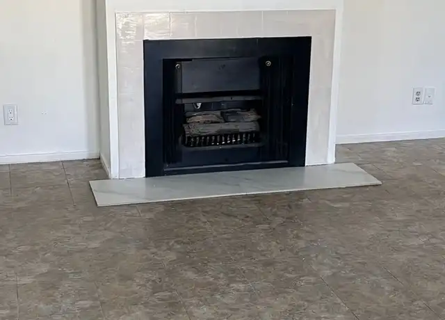Property at 4650 Koval Ln Apt D, Las Vegas, NV, 89109, 2 beds, 2 baths, [object Object]