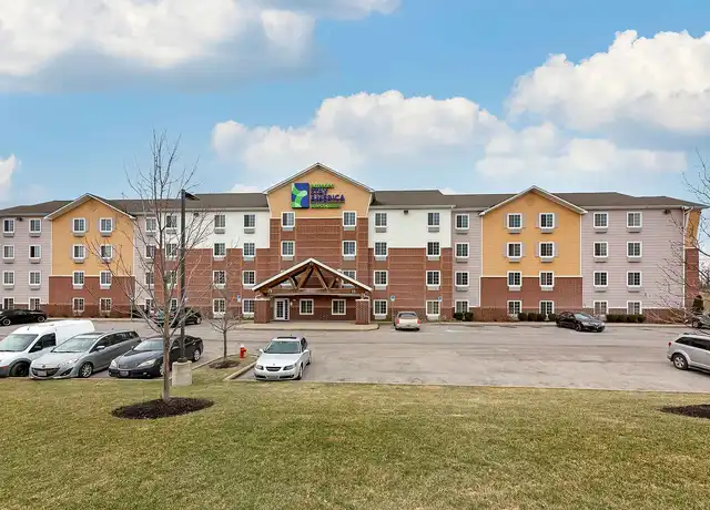 Property at Cleveland - Airport - 20829 Emerald Pkwy, Cleveland, OH, 44135, 0 beds, 1 bath, [object Object]