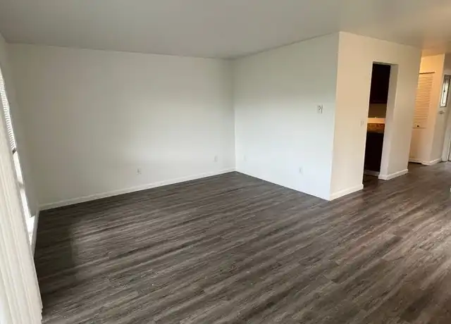 Property at 2834 15th Ave W Unit 301, Seattle, WA, 98119, 1 bed, 1 bath, [object Object]