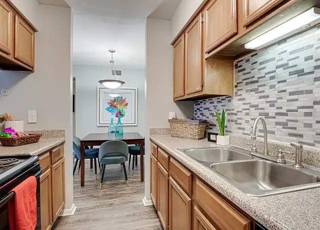 Property at Southern Oaks - 5500 S Hulen St, Fort Worth, TX, 76132, 1-2 bed, 1-2 bath, [object Object]