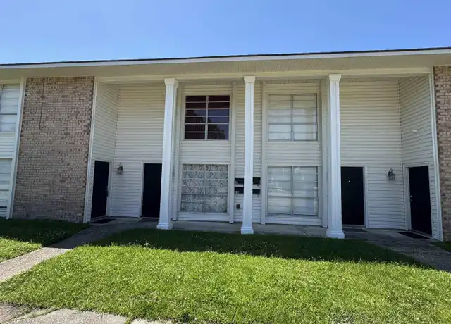 Property at 2630 Kelli Dr, Denham Springs, LA, 70726, 2 beds, 1.5 baths, [object Object]