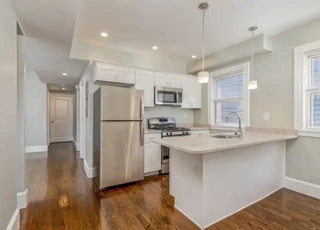 Property at 147 Boston St Unit 3, Boston, MA, 02125, 3 beds, 1 bath, [object Object]