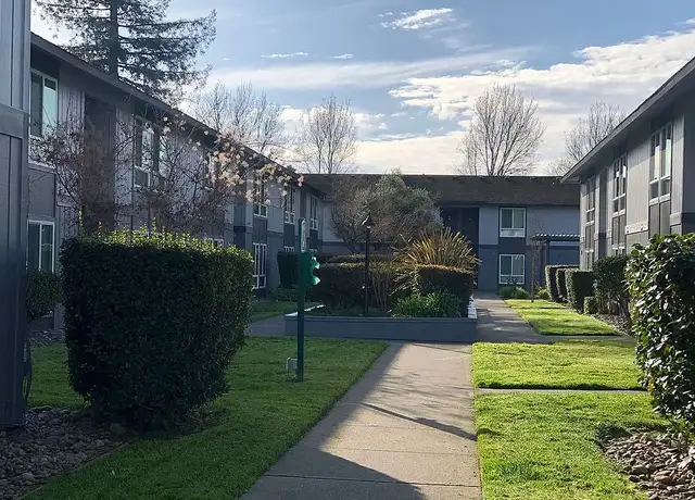 Photo of 713 Trancas St, Napa, CA 94558