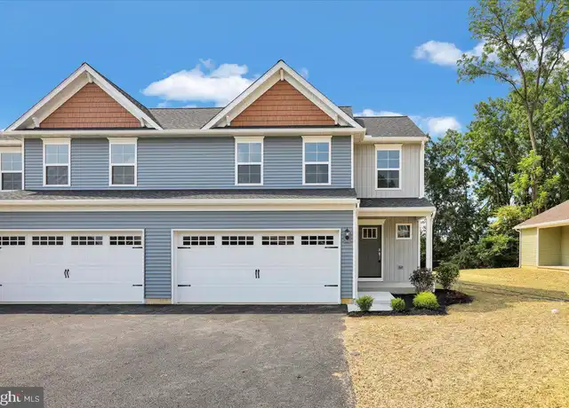Property at 2450 Jefferson Ave, Reading, PA, 19609, 3 beds, 2.5 baths, [object Object]