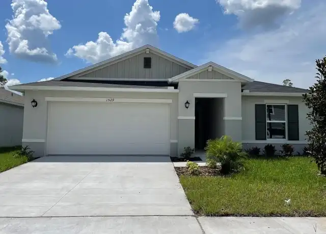 Property at 1529 Venice Ln, Davenport, FL, 33896, 4 beds, 2 baths, [object Object]