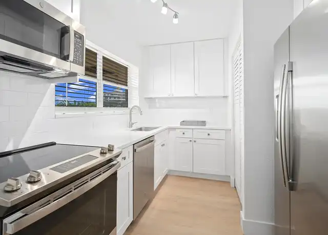 Property at Palm Beach Resort & Beach Club - 3031 S Ocean Blvd, Palm Beach, FL, 33480, 1-2 bed, 1-2 bath, [object Object]