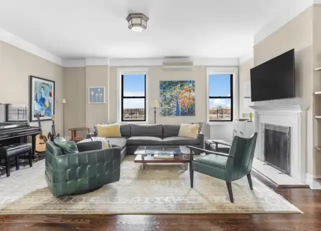 Property at 305 Riverside Dr, New York, NY, 10025, 5 beds, 4 baths, [object Object]