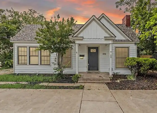 Property at 506 S Mesquite St, Arlington, TX, 76010, 4 beds, 2 baths, [object Object]