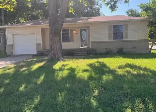 Property at 1815 Mercedes Rd, Denton, TX, 76205, 3 beds, 1 bath, [object Object]