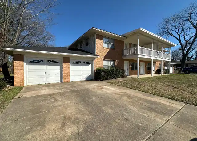 Property at 1409 S Commerce Ave Unit 4, Russellville, AR, 72801, 2 beds, 1 bath, [object Object]