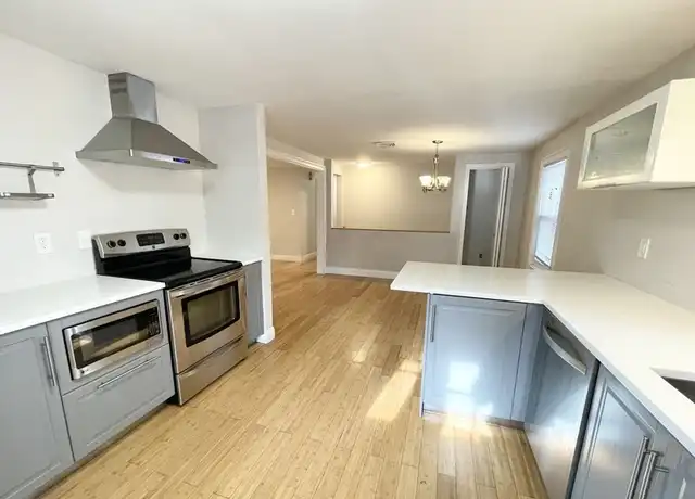 Property at 114 Buttonwood St, Dorchester, MA, 02125, 7 beds, 2 baths, [object Object]