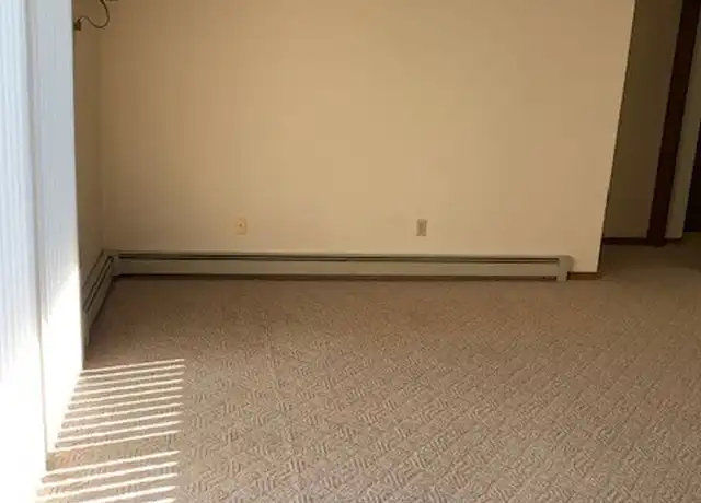 Property at 445 Laverne Dr Unit 3, Green Bay, WI, 54311, 1 bed, 1 bath, [object Object]