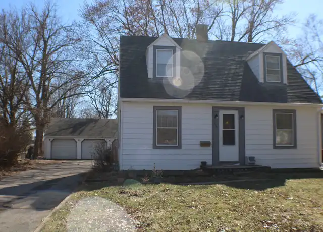 Property at 325 W Benton St, Iowa City, IA, 52246, 3 beds, 1 bath, [object Object]
