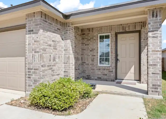 Property at 137 Legendary Trail Loop, Floresville, TX, 78114, 3 beds, 2 baths, [object Object]