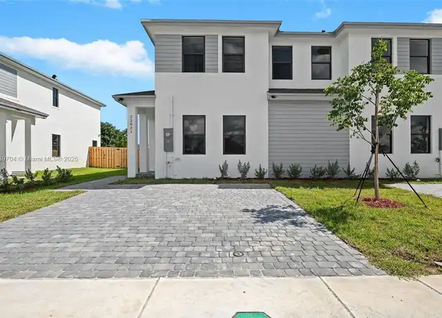 Property at 22021 SW 114th Ave, Goulds, FL, 33170, 4 beds, 3 baths, [object Object]