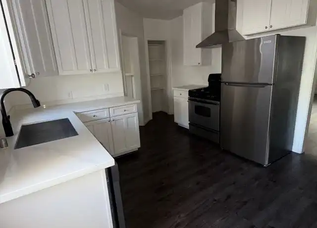 Property at 2609 Euclid St, Santa Monica, CA, 90405, 2 beds, 1 bath, [object Object]