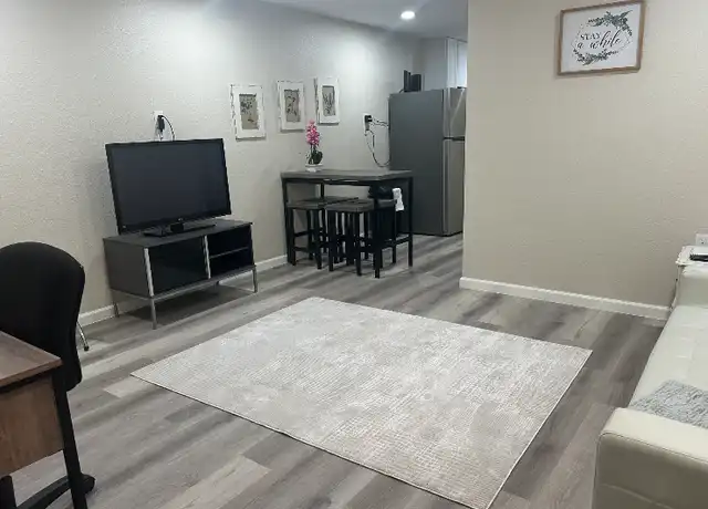 Property at 135 W Monroe St Unit 1, Kountze, TX, 77625, 0 beds, 1 bath, [object Object]