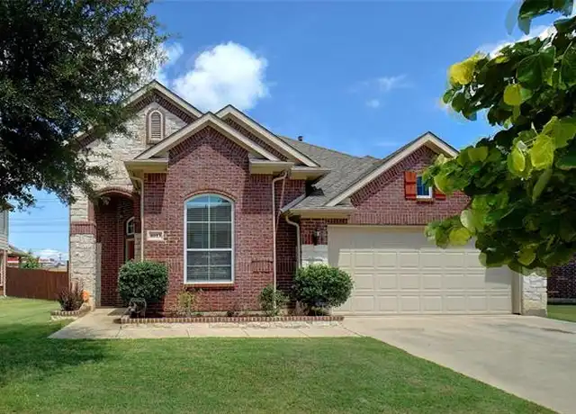 Property at 4013 Bonita Ave, Denton, TX, 76210, 4 beds, 2 baths, [object Object]
