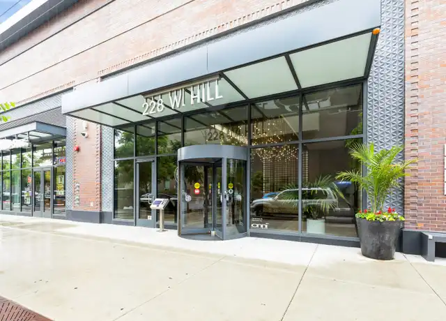Property at 228 W Hill St Unit 1703, Chicago, IL, 60610, 1 bed, 1 bath, [object Object]