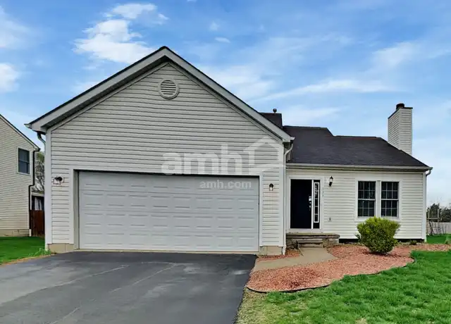 Property at 555 Allis Pl E, Reynoldsburg, OH, 43068, 3 beds, 2.5 baths, [object Object]