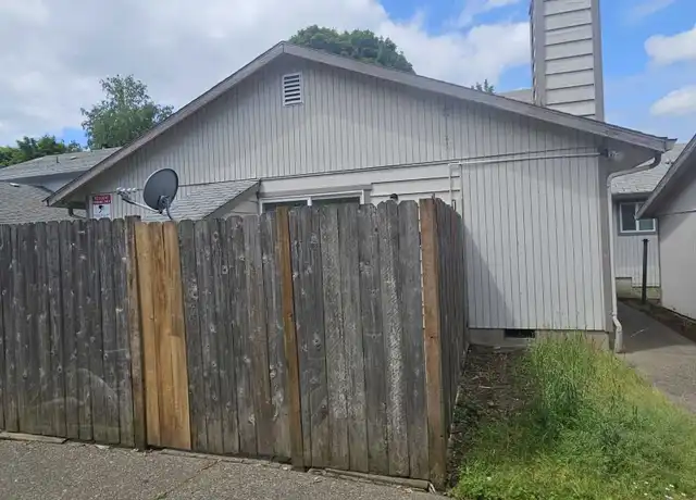 Property at THA23001 - 9765 SW Lookout Ter, Beaverton, OR, 97008, 2 beds, 1 bath, [object Object]