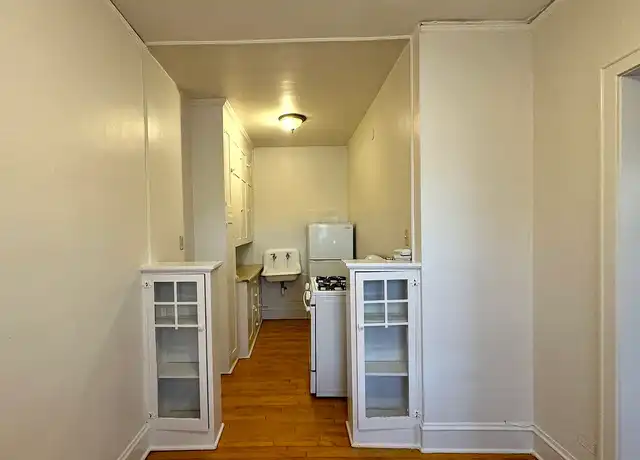 Property at 3129 Aldrich Ave S, Minneapolis, MN, 55408, 0-1 beds, 1 bath, [object Object]