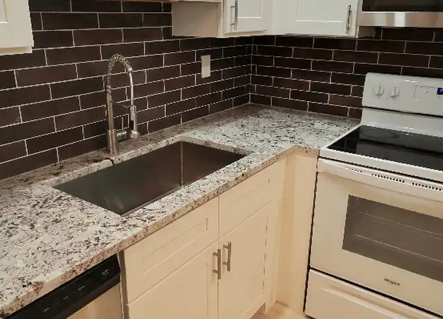 Property at 4132 NW 88th Ave #207, Coral Springs, FL, 33065, 2 beds, 1 bath, [object Object]