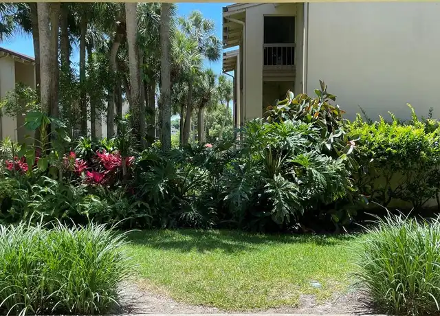 Property at 586 Orange Ave, Longwood, FL, 32750, 1 bed, 1 bath, [object Object]