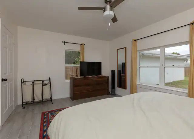 Property at 2818 Kingston St Unit A, Dallas, TX, 75211, 1 bed, 1 bath, [object Object]