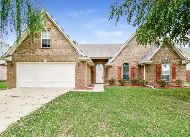Property at 2848 Pinnacle Dr, Southaven, MS, 38672, 3 beds, 2 baths, [object Object]