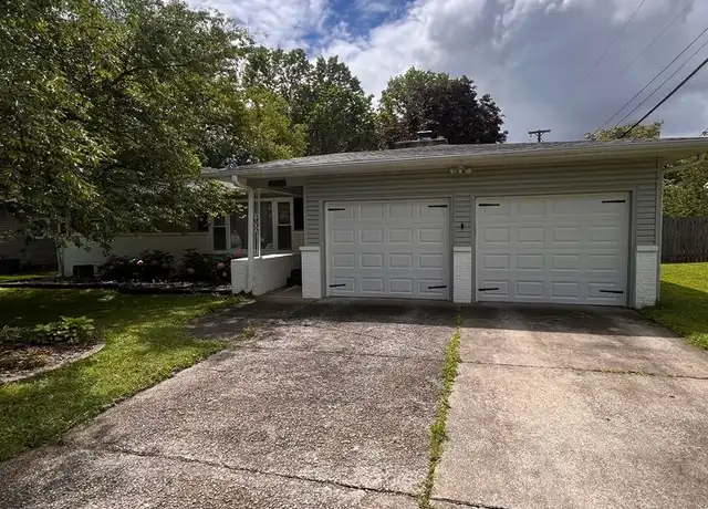 Property at 2158 E Claiborne St, Springfield, MO, 65804, 3 beds, 2 baths, [object Object]